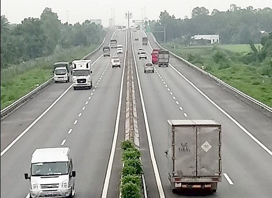 HCMC-Trung Luong expressway. Trung Luong-My Thuan-Can Tho expressway will connect the final point of HCMC-Trung Luong expressway in Chau Thanh district with Highway 30 in Cai Be district, Tien Giang province (Photo: SGGP)